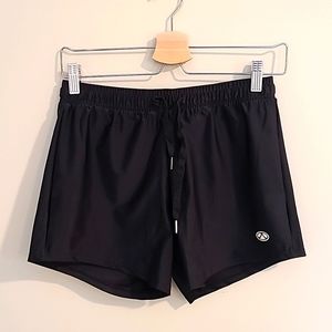 Exercise shorts